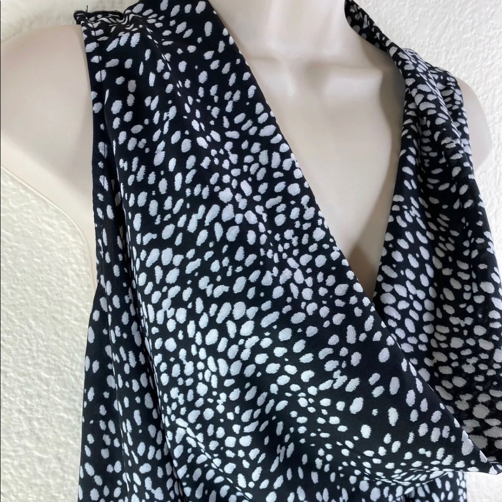 🔥SOLD🔥Michael Kors ♦️ Halter Cowl Tank - Picture 5 of 9